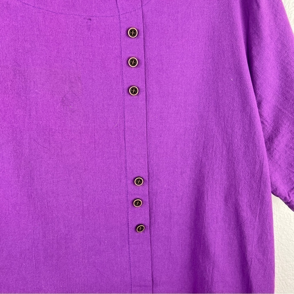 Purple Cotton/polyester pullover top with white dandelion-9 buttons - Picture 3 of 6